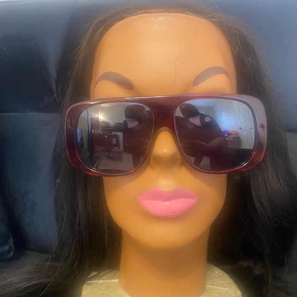 Stella McCartney Sunglassess - Picture 6 of 7